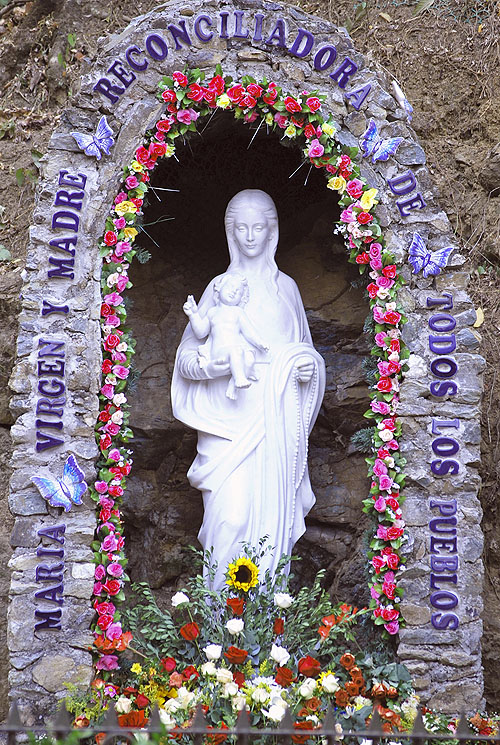 virgen de betania copy